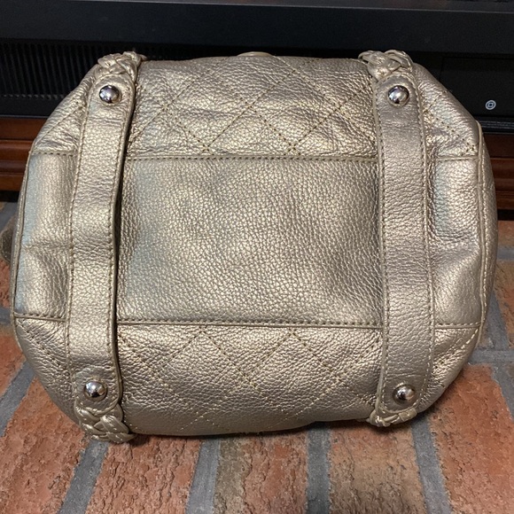 Isabella Fiore Quilt Trip Dawn Bag. New With Tags - Picture 3 of 13